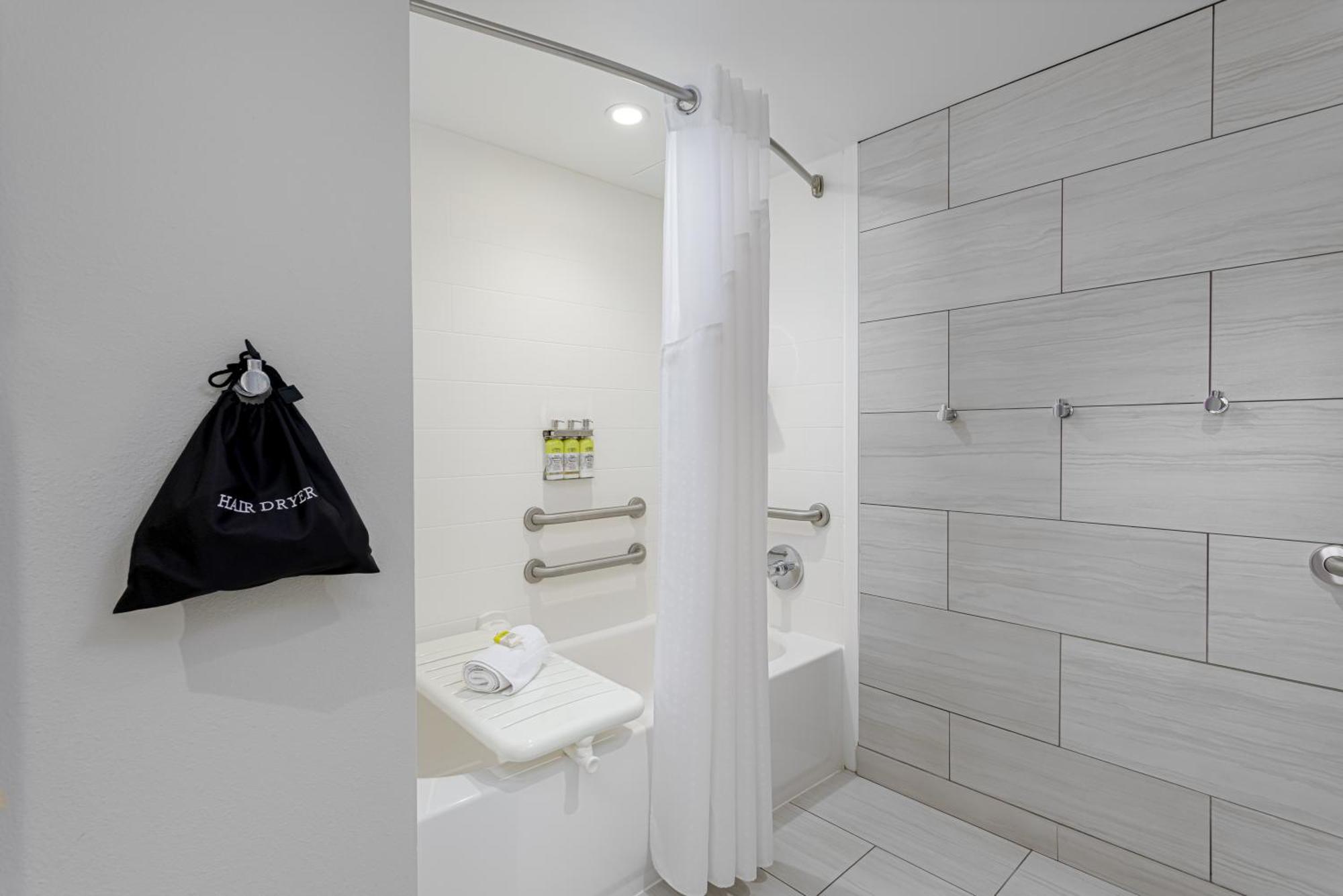 King Room Mobility Access or Hearing Accessible